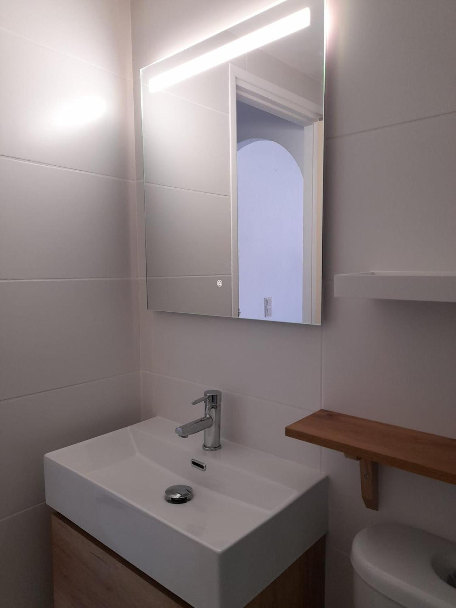 Appartement Lumineux Sur Les Canaux Roses Ngoại thất bức ảnh